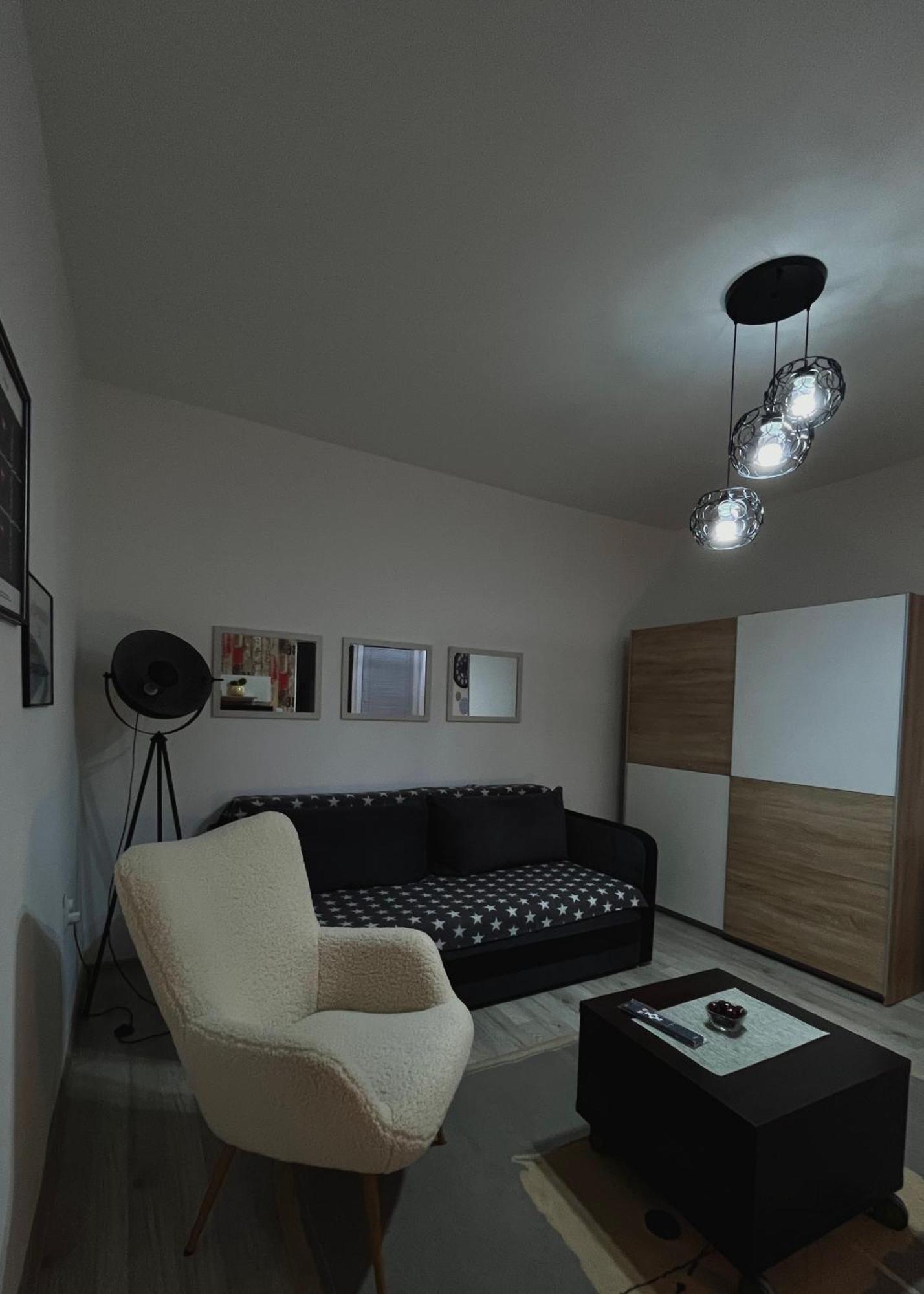 Nilton 4 Apartmans Apartment Nis